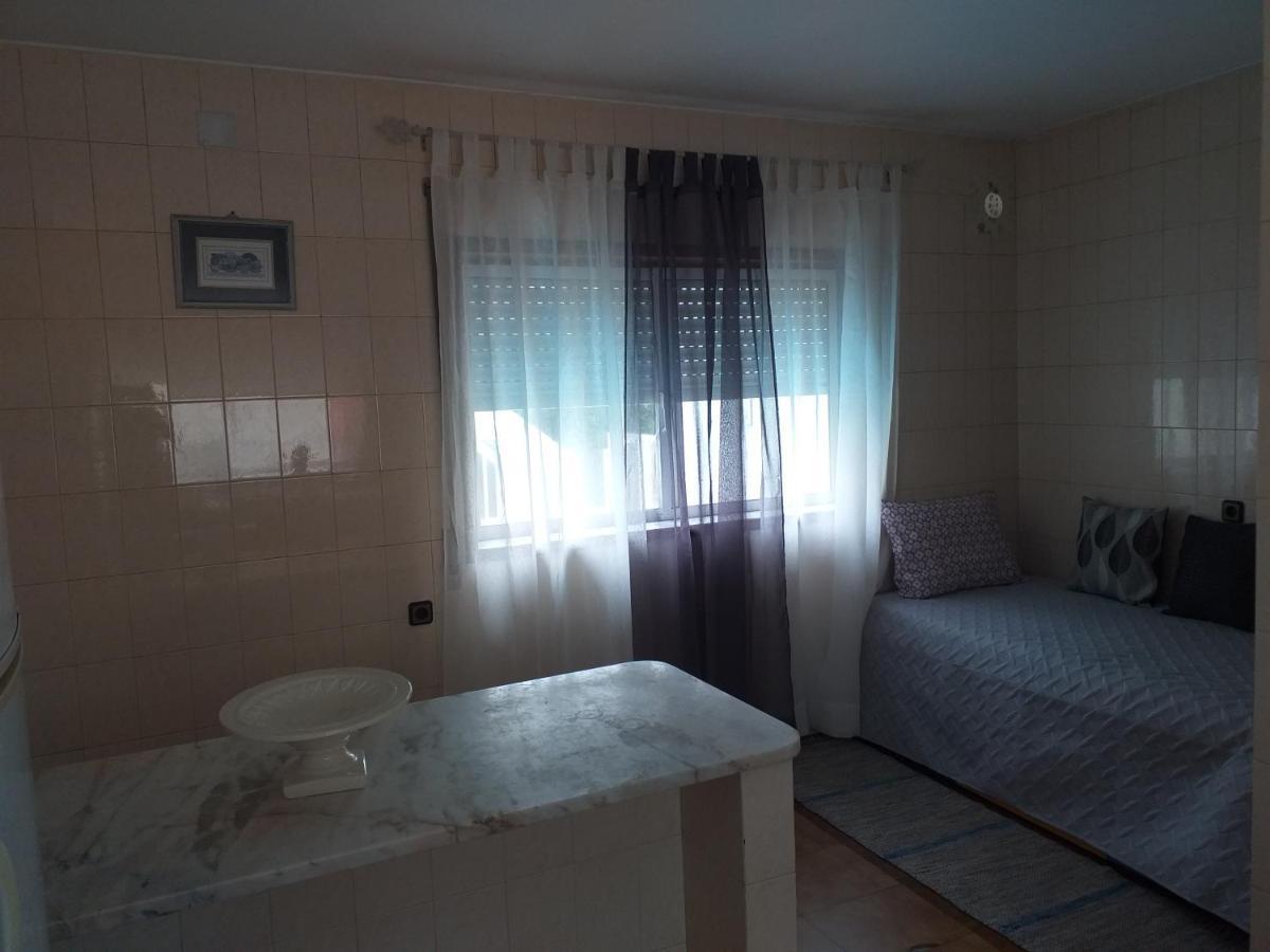 Enjoy Guest House Gmr Guimaraes Exterior photo